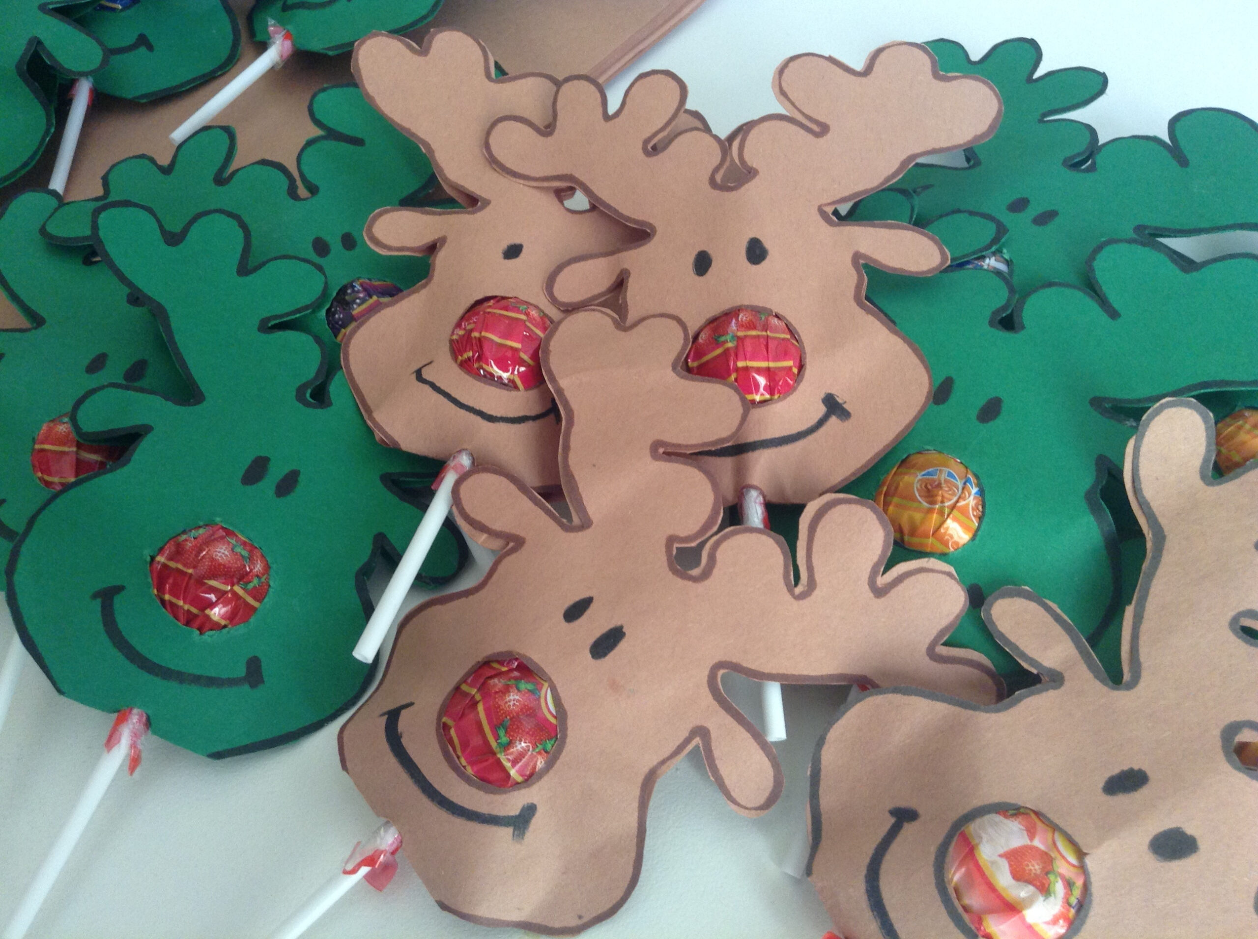 free printable reindeer lollipop template