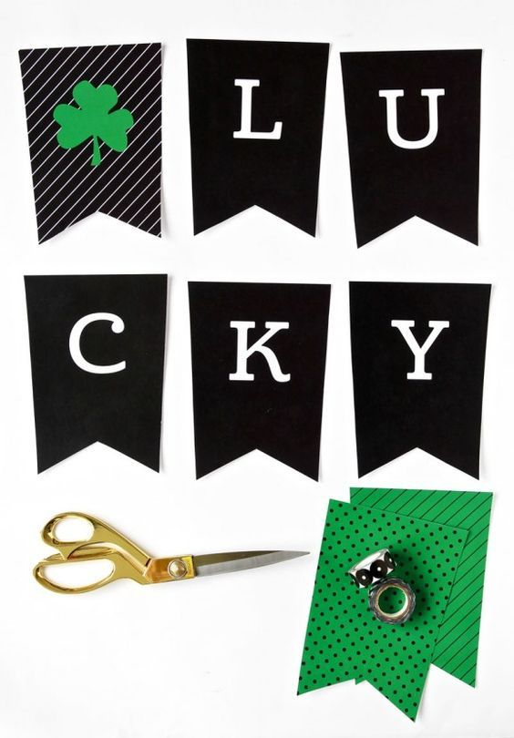 Free Printable St Patrick s Day Decor Paging Supermom St Patrick s 